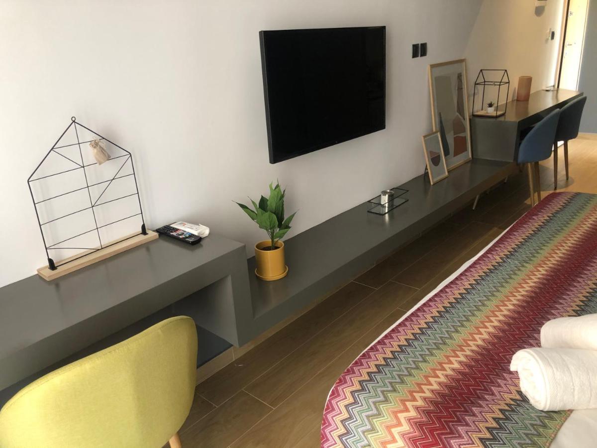 Metropolitan Complex Suite Faliro Пирей Экстерьер фото